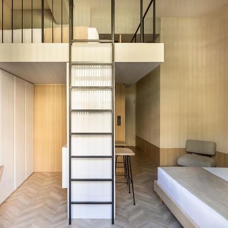 The Newel Psychiko 호텔 아테네 외부 사진 A ladder leading to a mezzanine
